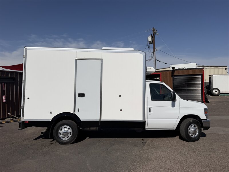ford e-series cutaway 2024 1FDWE3FN4RDD19516 image ford e-series cutaway 2024 1FDWE3FN4RDD19516 image